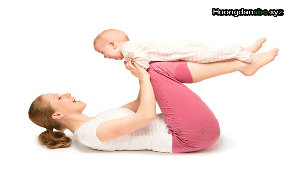 Hướng dẫn bài tập thể dục đúng phương pháp cho các mẹ sau sinh